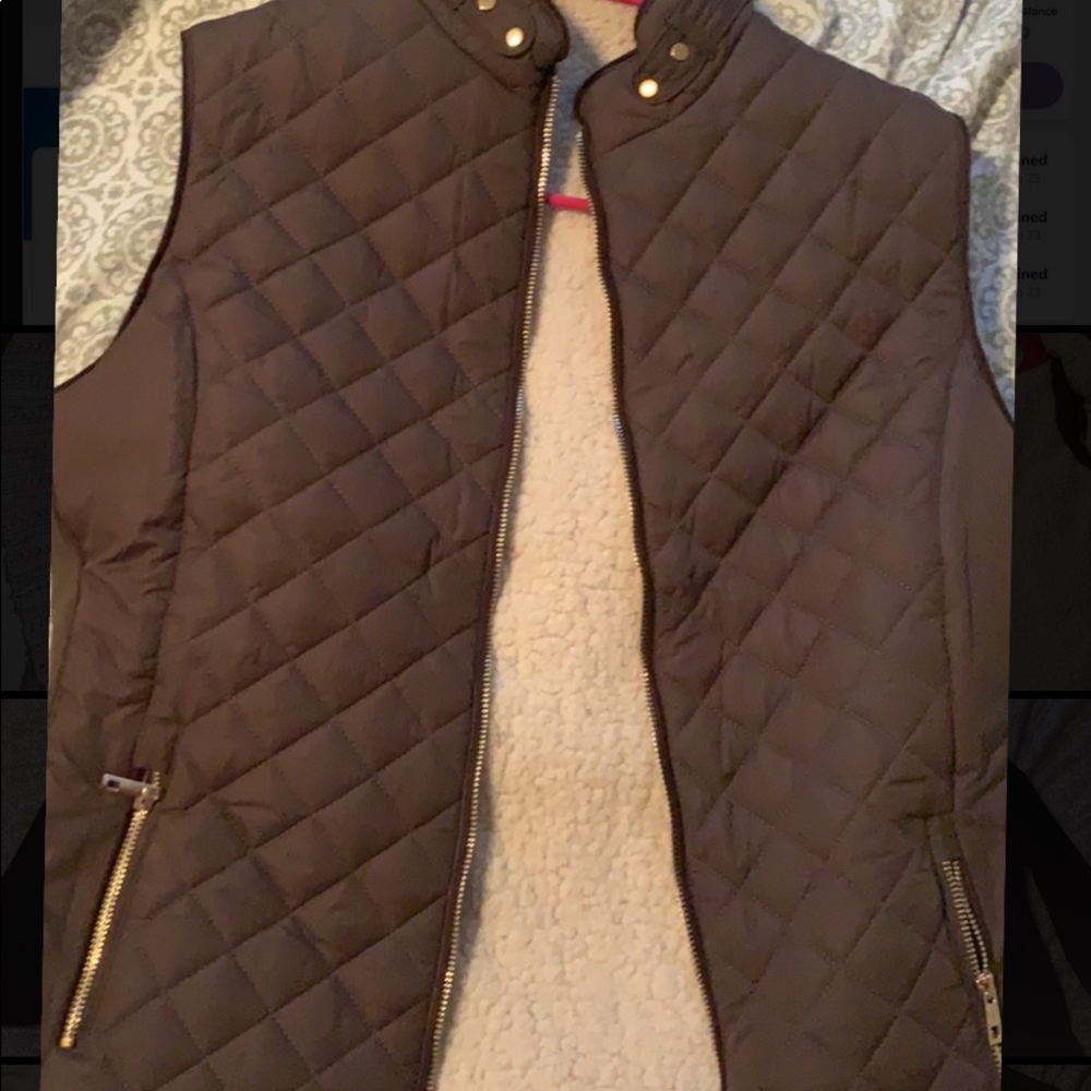 Fleece Lined Olive Green Vest - Picture 1 of 1
